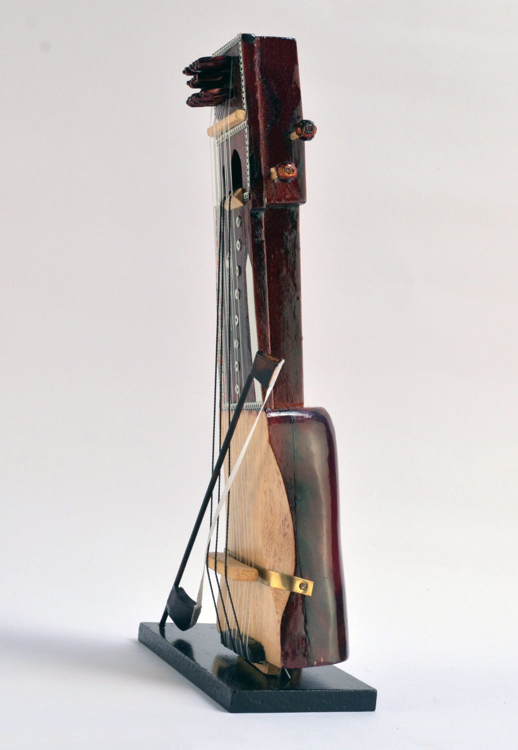 Sarengi - Decorative Wooden Miniature Instrument