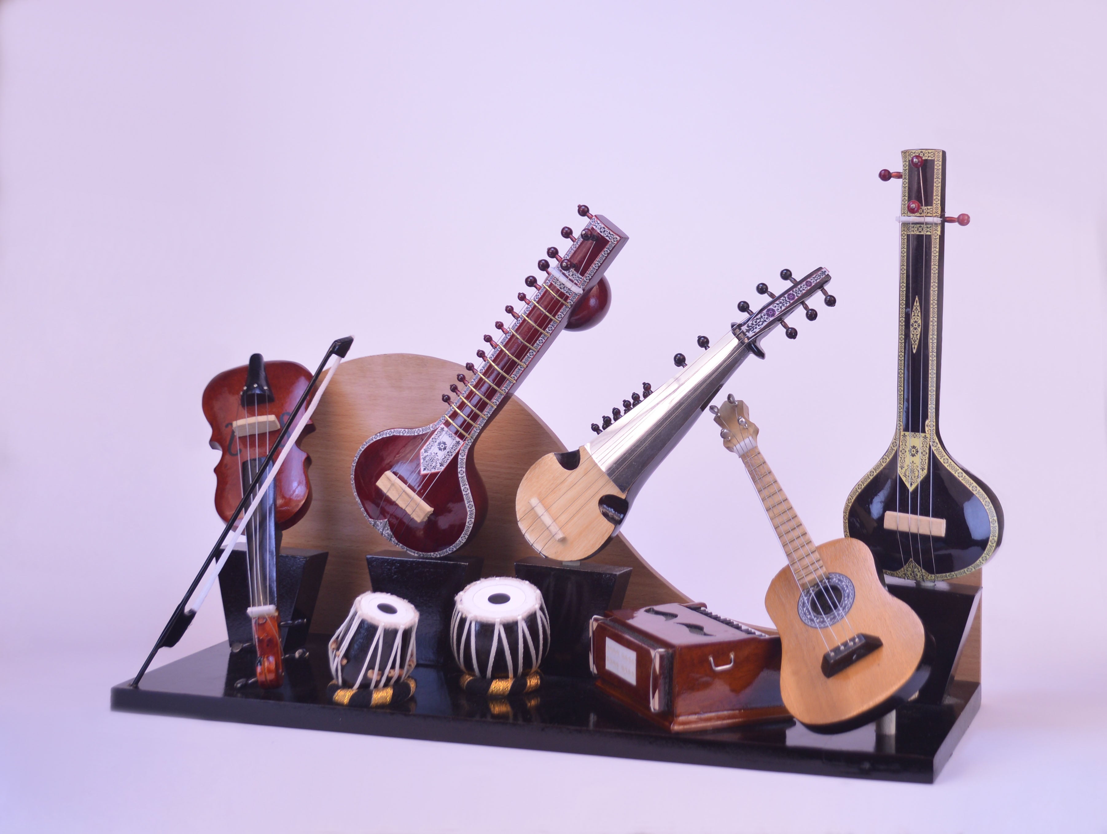 Musical Instrument Set - Wooden Miniature Musical Instrument Handicraft