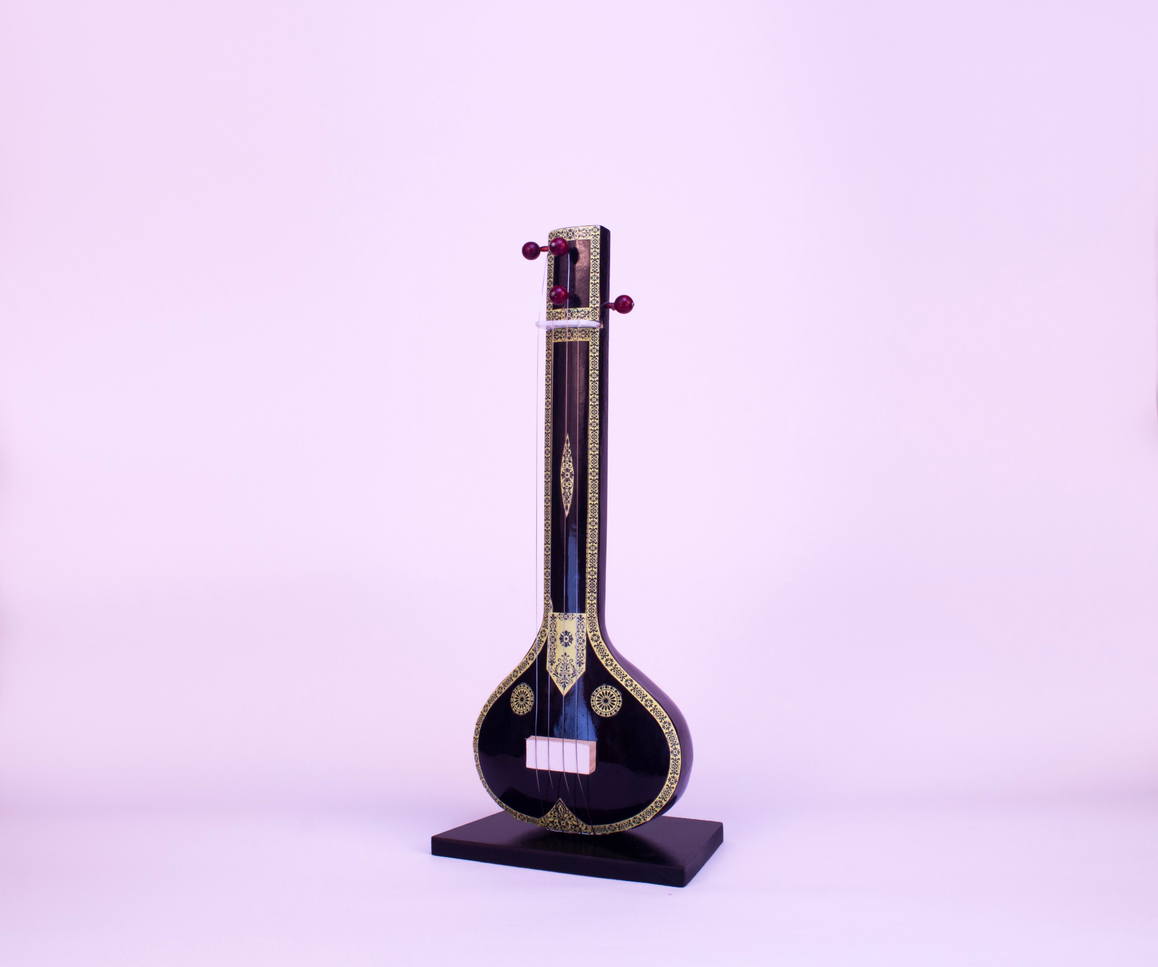 Wooden Tanpura Miniature – Handcrafted Musical Instrument Unique Gift